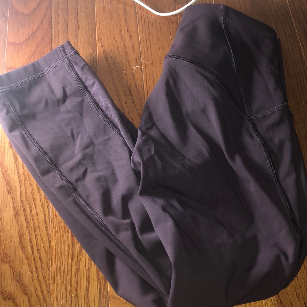 Lululemon Cropped Leggings - Wunder Under 23”